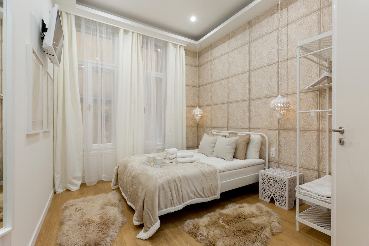 Apartment Holidays Harmony Budapest
