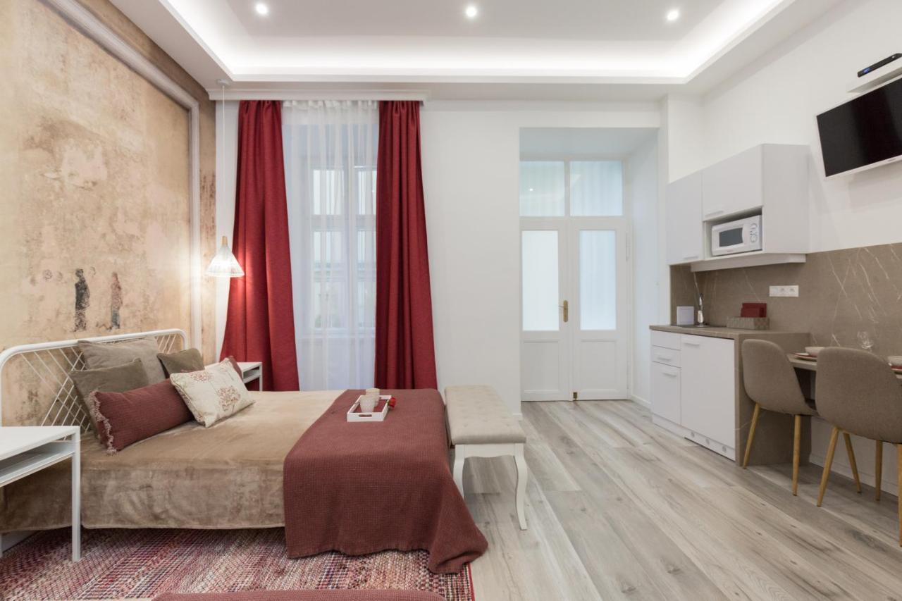 Holidays Harmony Apartment *